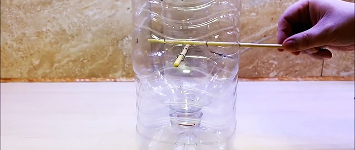 Sitrusjuicer laget av plastflasker