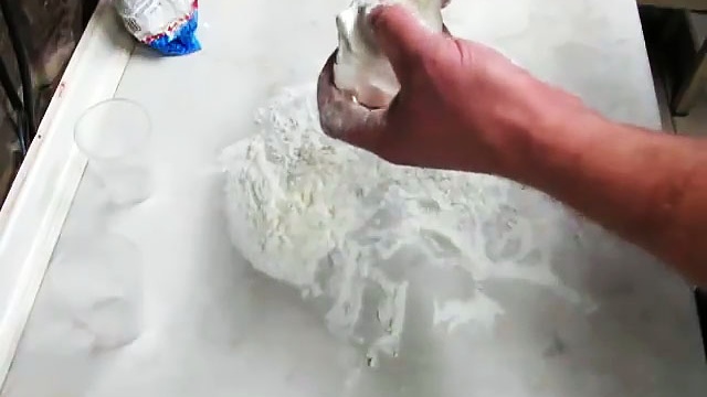 Come realizzare un tappo di bottiglia