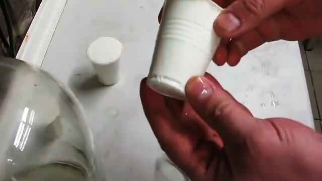 كيفية صنع غطاء زجاجة
