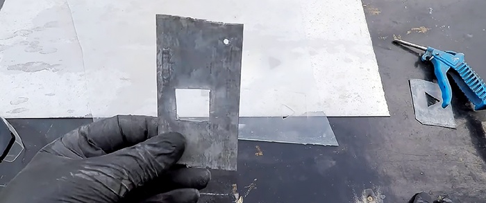 Kaip stikle padaryti bet kokios formos ir dydžio skylę