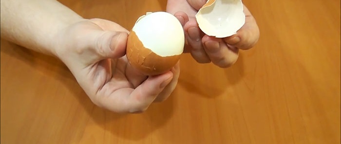 Adotamos um método rápido de descascar ovos
