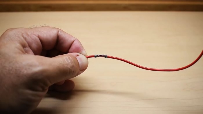Hvordan lodde en ledning perfekt uten loddebolt
