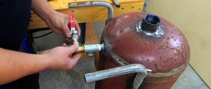 Kā izgatavot smilšu strūklu no gāzes balona