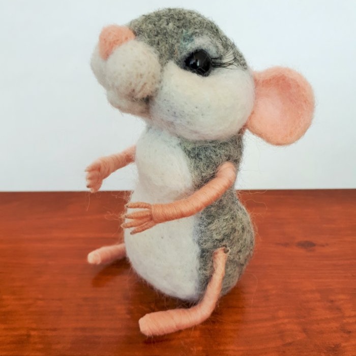 Mouse wool toys