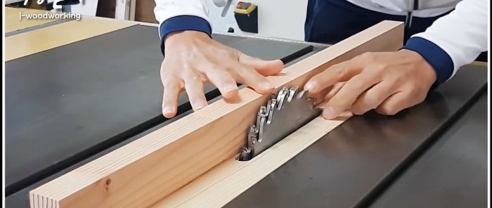 Kaedah yang boleh dipercayai untuk penyambung tiga penjuru bahagian kayu