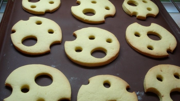 Fromage du Nouvel An pour la souris - des biscuits qui porteront chance pour la nouvelle année