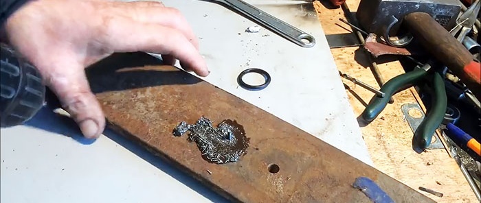 Hvordan lage en drill fra et lager for boring av herdet stål
