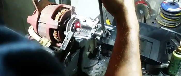 Hur man tar bort en pressremskiva från en elmotor och installerar en borrchuck