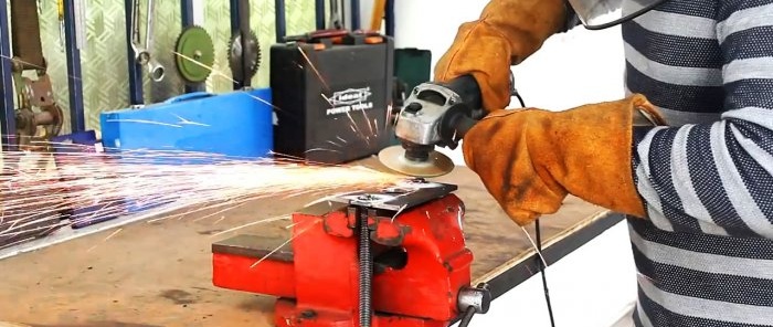 How to turn a drill into a router using simple equipment