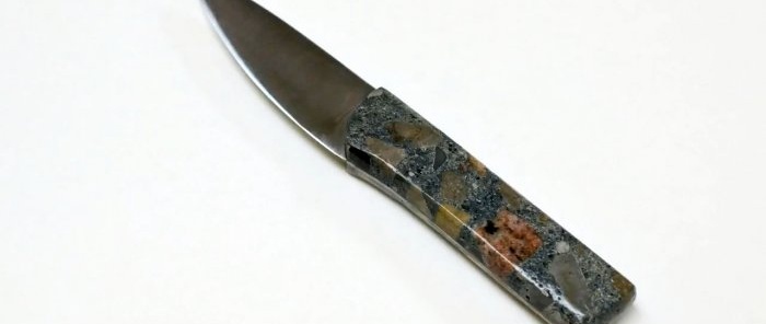 Rukoväť noža na betón