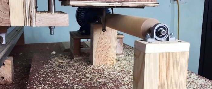 Homemade drum sanding and calibrating machine for wood