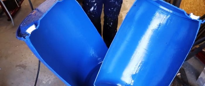 Paano gumawa ng snow blower mula sa isang plastic barrel