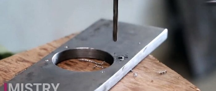 Comment fabriquer une meuleuse à bande à l'aide d'une meuleuse sans soudure