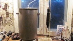 Isang simpleng DIY distiller