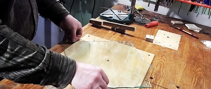Kaip iškirpti apskritimą iš stiklo