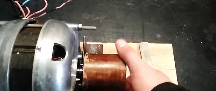 The simplest grinder without a lathe from a washing machine engine