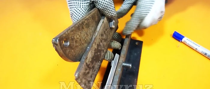 How to make tabletop metal shears from a file