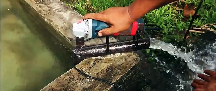 Hemmagjord högpresterande pump för pumpning av vatten som drivs av en vinkelslip