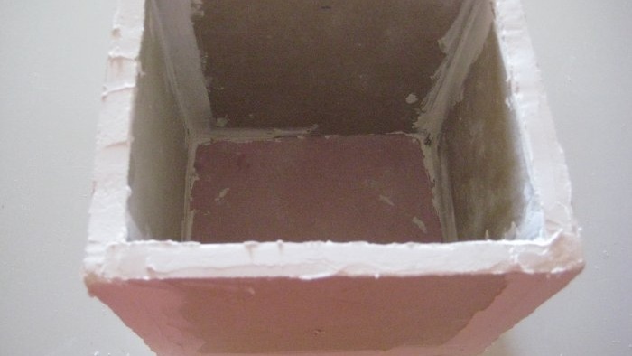 Comment fabriquer une boîte en cloison sèche pour stocker des fournitures