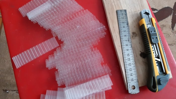 Πώς να φτιάξετε μια μολυβοθήκη για την αποθήκευση μικρών αναλώσιμων εργαλείων από υπολείμματα πολυανθρακικού