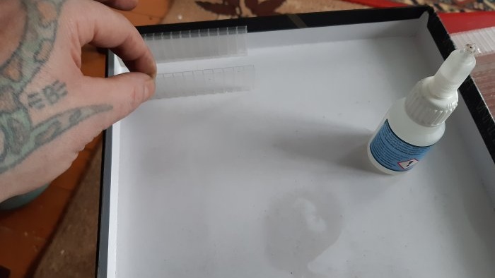 Cómo hacer un estuche para guardar pequeños consumibles con restos de policarbonato