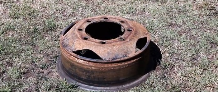 How to make a fire pit from an old wheel rim