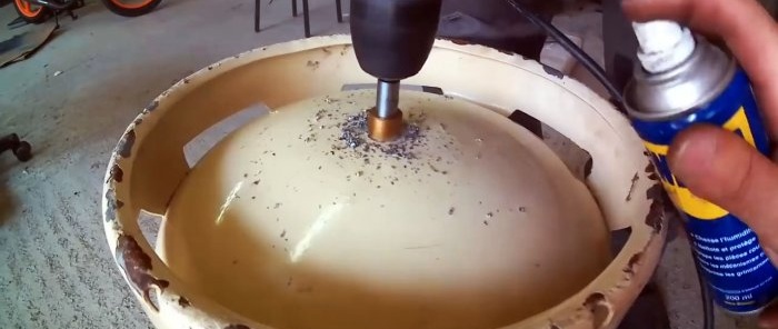 Hur man gör en sandbläster från en liten gasflaska
