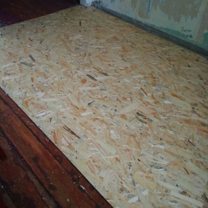 How to lay linoleum on a plank floor
