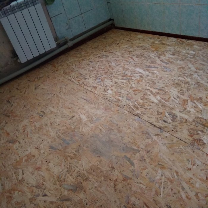 Ako položiť linoleum na doskovú podlahu