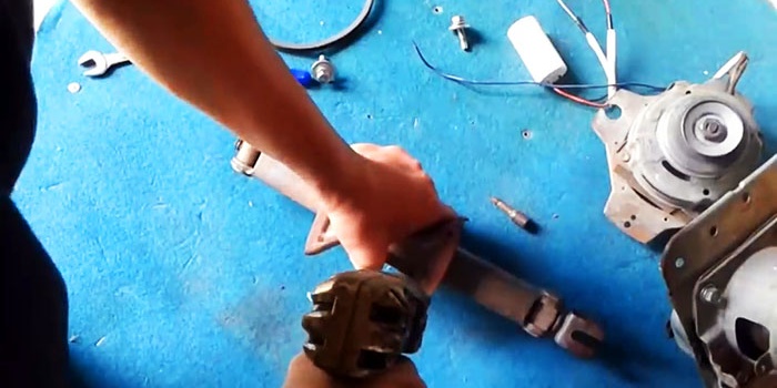 Hur man gör en borrmaskin från en domkraft och en tvättmaskinsmotor