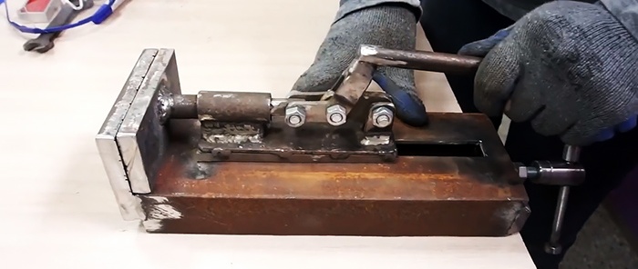 Homemade quick-release vise