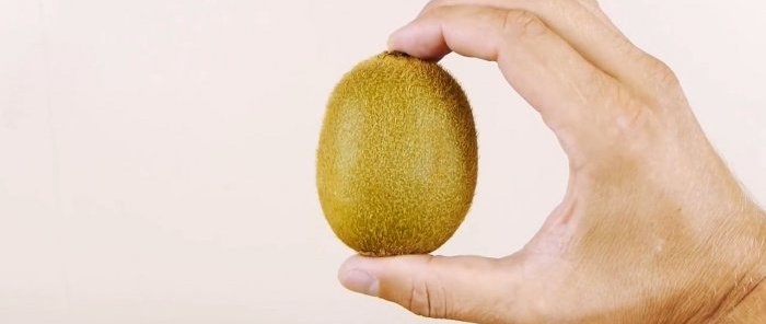 How to quickly peel a kiwi mango or avocado
