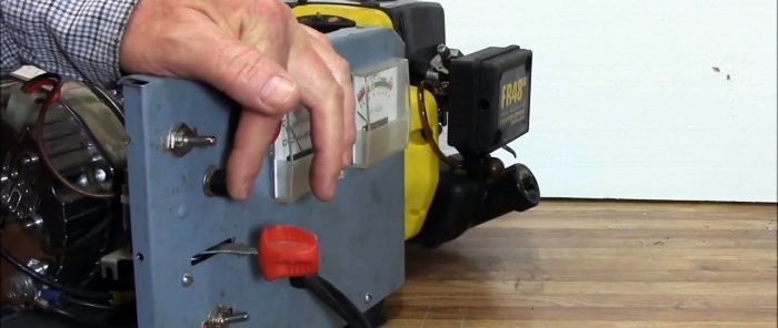 Töltő-generátor trimmer motorból