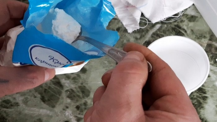 How to make your own acrylic putty