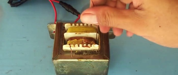 DIY soldering iron na may instant heating mula sa isang transpormer