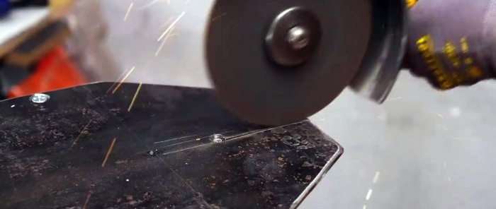 Cómo hacer una máquina sencilla para cortar metal con forma de taladro.