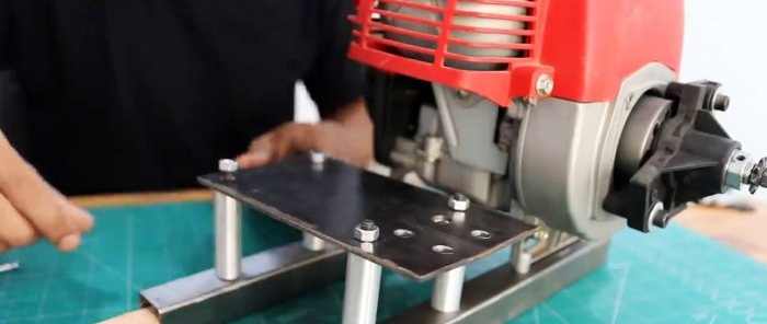 Hogyan készítsünk egy kis elektromos generátort Segwayből és trimmer motorból