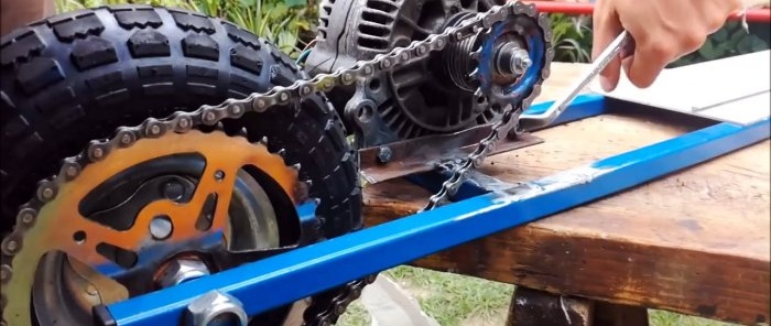 Как да си направим електрически скутер, задвижван от автомобилен генератор