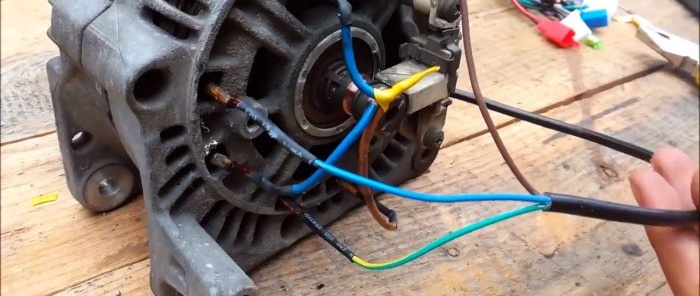 Hvordan lage en elektrisk sparkesykkel drevet av en bilgenerator