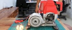 Како направити мали електрични генератор од Сегваи-а и мотора тримера