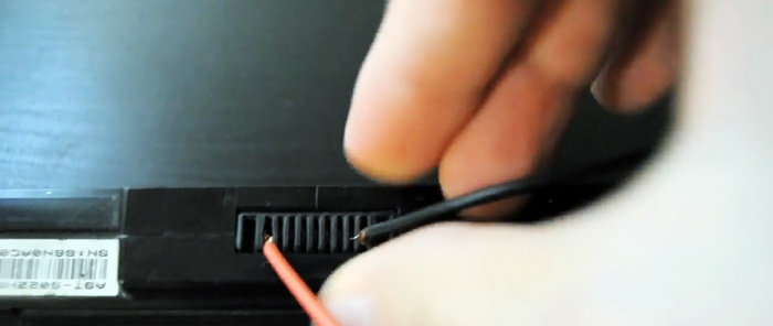 Come realizzare un power bank da 5 V dalla batteria di un laptop in 1 minuto