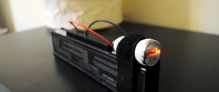 How to make a 5V power bank from a laptop battery in 1 minute