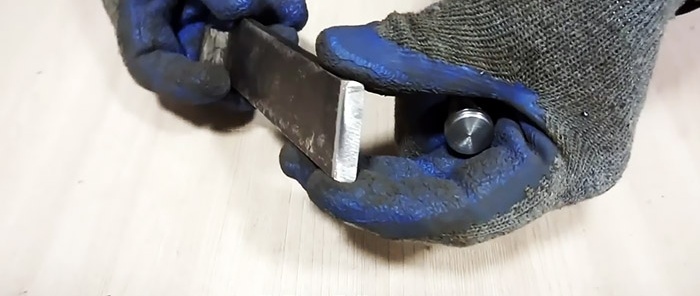 Fast metal shears driven by an electric drill