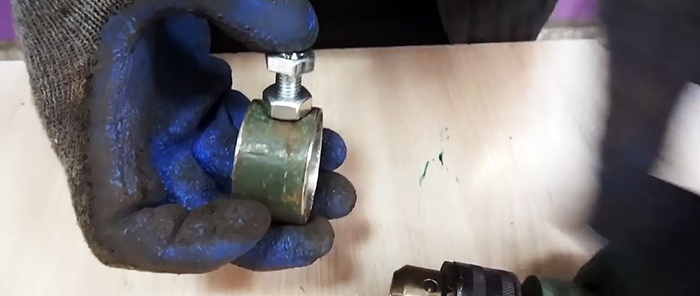 Cesoie per metalli veloci azionate da un trapano elettrico