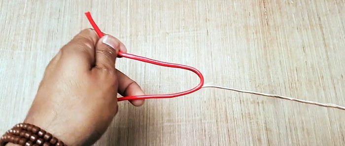 Како направити машину за скидање изолације са било које жице