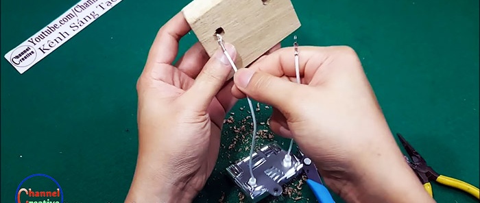 How to make a device for quickly desoldering circuit boards