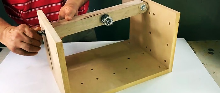 Как да си направим компактен циркулярен трион от бормашина с регулируема дълбочина на рязане