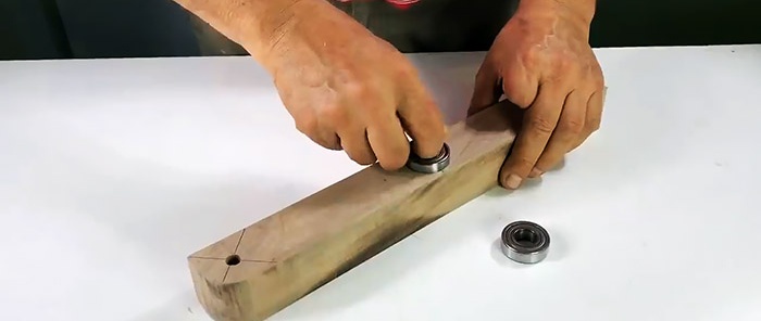 Sådan laver du en kompakt rundsav fra en boremaskine med justerbar skæredybde