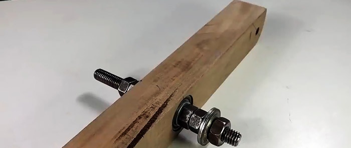 Jak zrobić kompaktową piłę tarczową z wiertarki z regulowaną głębokością cięcia