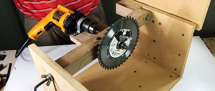 How to make a compact circular saw from a drill with adjustable cutting depth